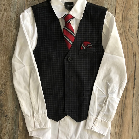 Boys Size 10 suit - Picture 3 of 5